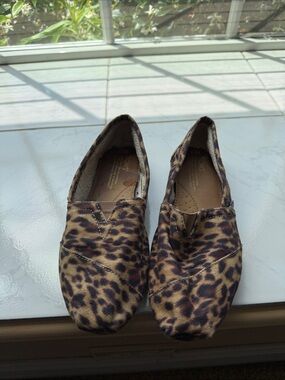Toms Women's Leopard Canvas Slip-Ons - Brown/Black